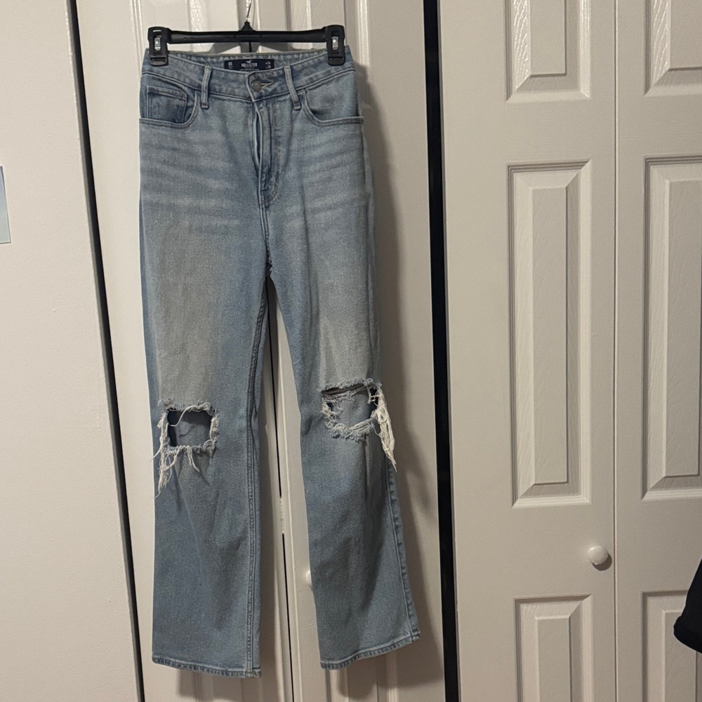 Hollister Ultra High-rise Dad Jean - 0S Light Blue